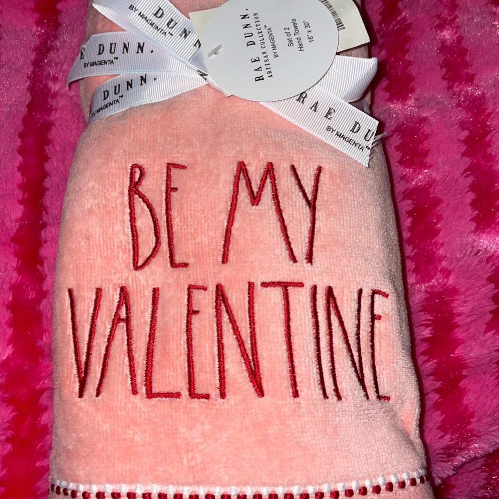 Rae Dunn Towels